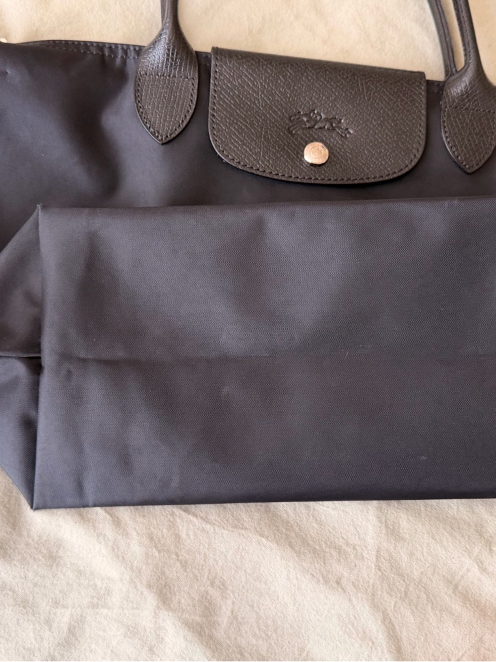 Longchamp Le Pliage Recycled Nylon Tote Medium - Picture 3 of 15